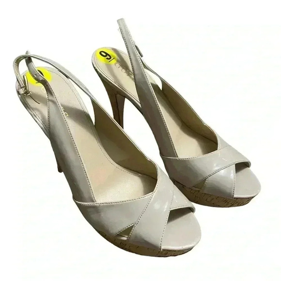 Guess Patent Leather Platform Stiletto Heels Size 9 - Picture 1 of 4